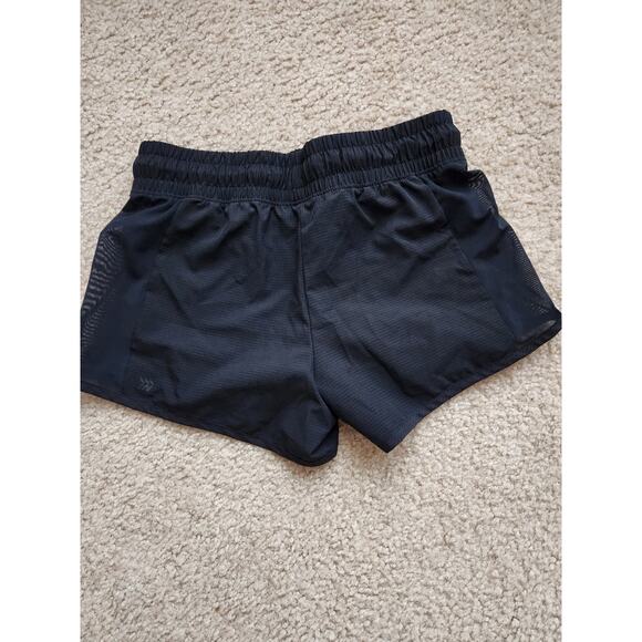 All in Motion Girl's shorts - Picture 2 of 3